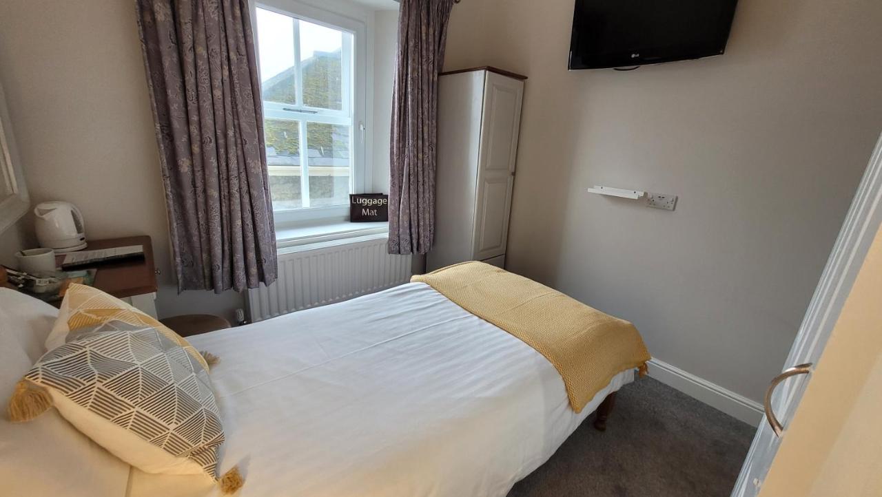 The Commercial Guest house